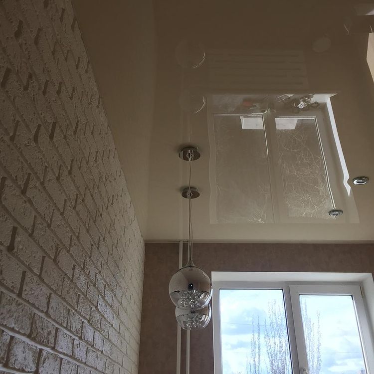 52582823_157819118555229_922860866668223363_n